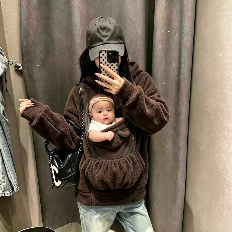 2 in 1 Kangaroo Pocket Baby We - огляд і ціна Maternity Wear